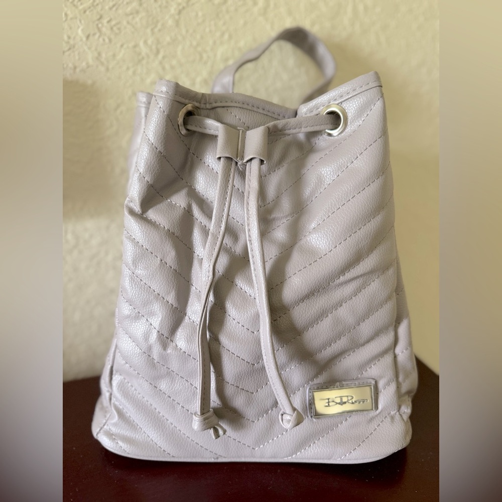 NWOT Bella Russo bag pack 🦋